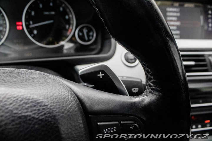 BMW 5 535i A/T, 225kW (2010) / 2010