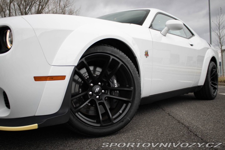 Dodge Challenger SRT 6.4 HEMI NOVÝ / FINA 2026