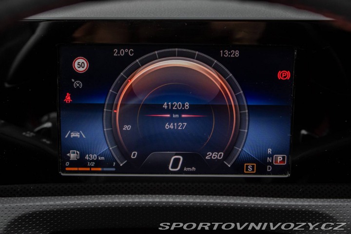 Mercedes-Benz A 180 benzín / AMG Line / 2019