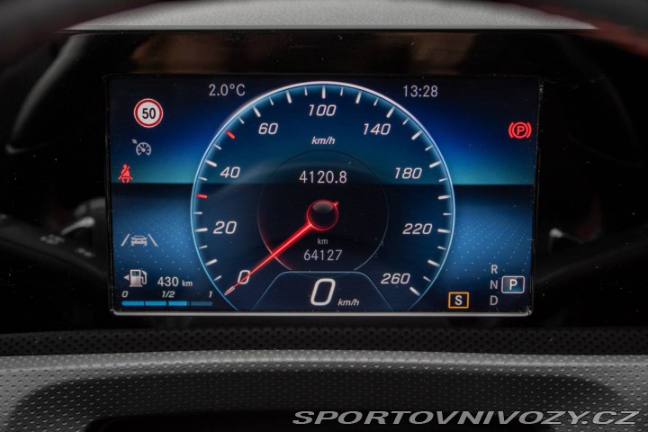 Mercedes-Benz A 180 benzín / AMG Line / 2019