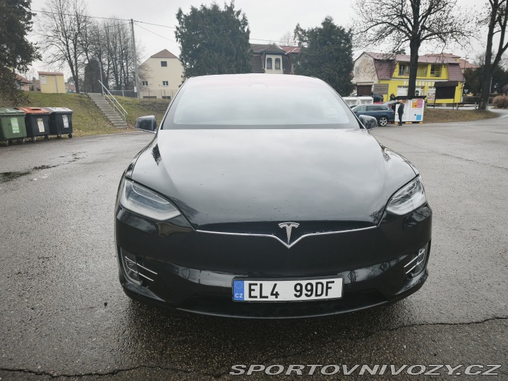 Tesla Model X  2018