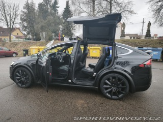 Tesla Model X  2018