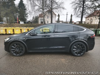 Tesla Model X  2018