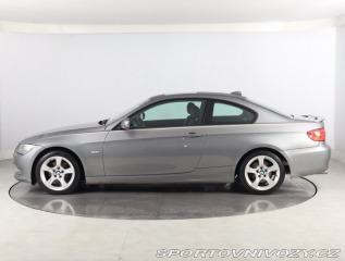 BMW 3 320 d 2011