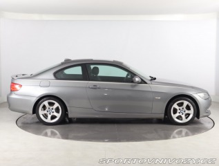 BMW 3 320 d 2011