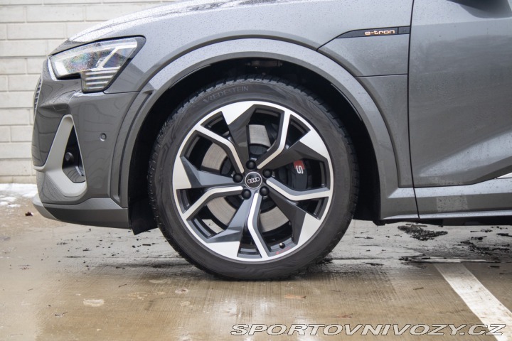 Audi Ostatní modely E-tron  S quattro AJ NA SPLÁTKY 2022