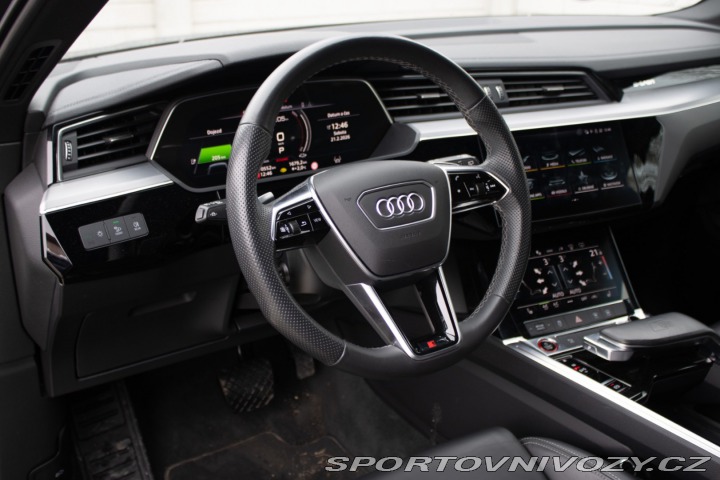 Audi Ostatní modely E-tron  S quattro AJ NA SPLÁTKY 2022