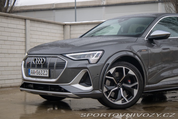 Audi Ostatní modely E-tron  S quattro AJ NA SPLÁTKY 2022