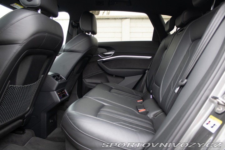 Audi Ostatní modely E-tron  S quattro AJ NA SPLÁTKY 2022