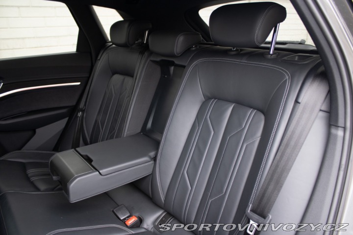 Audi Ostatní modely E-tron  S quattro AJ NA SPLÁTKY 2022