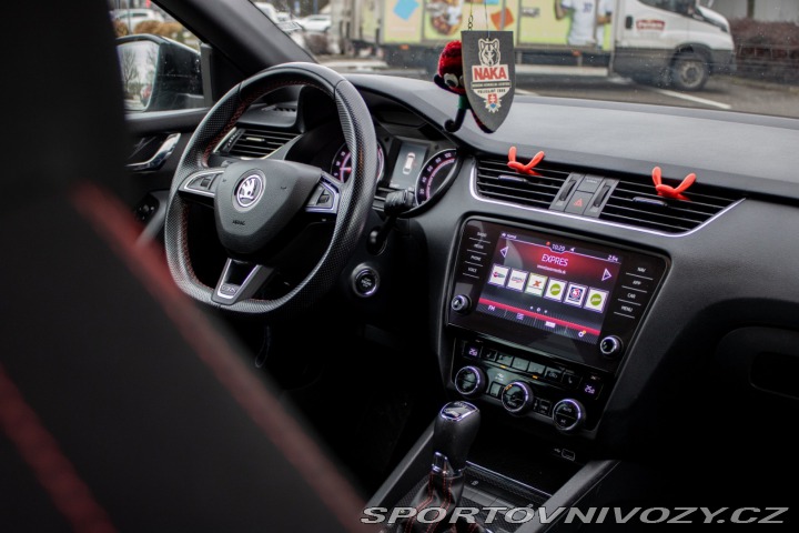 Škoda Octavia RS Combi  2.0 TDI RS DSG / A 2019