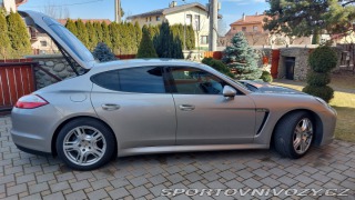 Porsche Panamera 4 2010