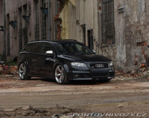 Audi RS4 2007