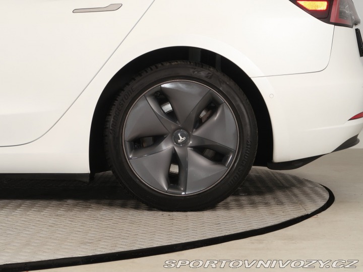 Tesla Model 3 Std Range Plus 52kWh 2020