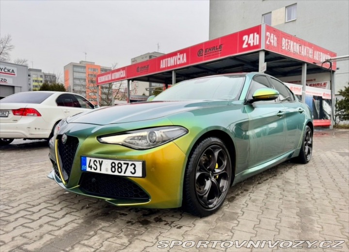 Alfa Romeo Giulia 2,0   Krásná 1800