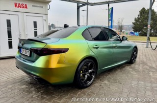 Alfa Romeo Giulia 2,0   Krásná 1800