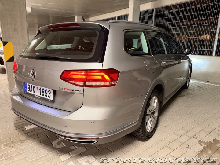 Volkswagen Ostatní modely Passat 2,0   4x4 176 kW, Highlin 1800