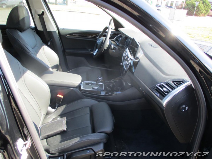 BMW X3 2,0 i xDrive 215kw 30e Hy 2021