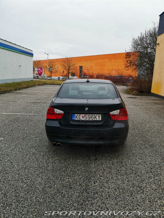 BMW 3 330i 2005