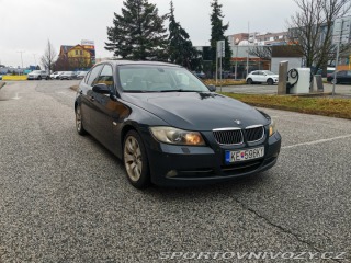 BMW 3 330i 2005