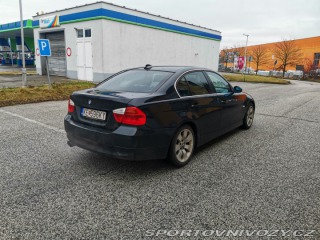 BMW 3 330i 2005