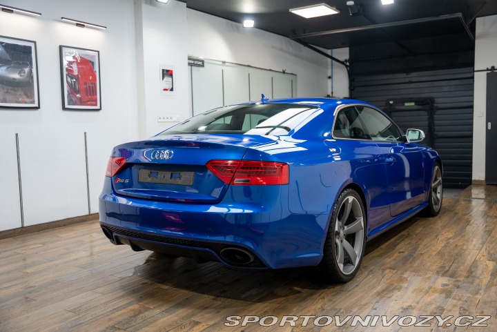 Audi RS5 4.2 FSI V8 QUATTRO 2013