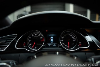 Audi RS5 4.2 FSI V8 QUATTRO 2013