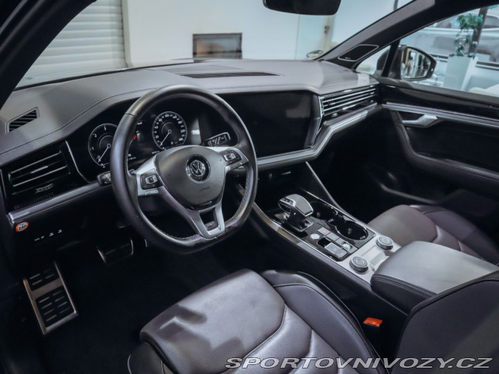 Volkswagen Ostatní modely Touareg R-Line 4Motion 4.0 TDI 31 2020