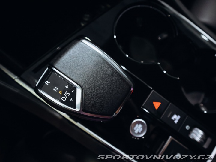 Volkswagen Ostatní modely Touareg R-Line 4Motion 4.0 TDI 31 2020