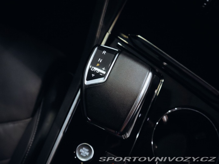 Volkswagen Ostatní modely Touareg R-Line 4Motion 4.0 TDI 31 2020