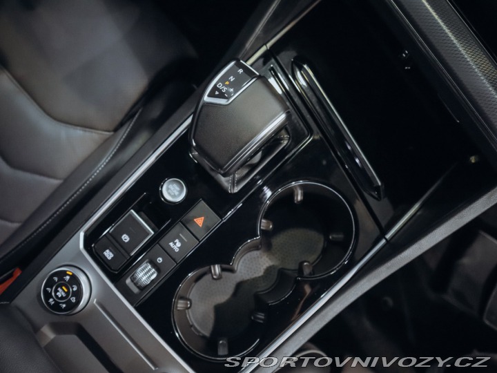 Volkswagen Ostatní modely Touareg R-Line 4Motion 4.0 TDI 31 2020