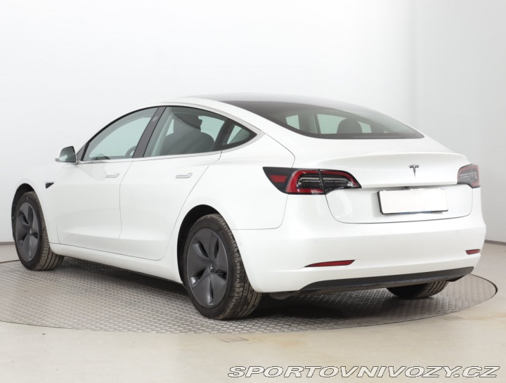 Tesla Model 3 Std Range Plus 52kWh 2020
