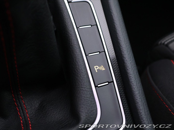 Volkswagen Golf 2,0 GTI 169kW Performance 2015