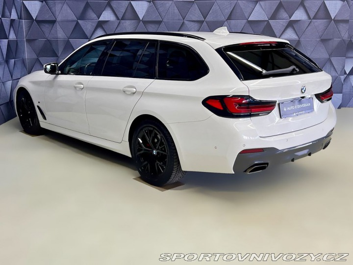 BMW 5 530d xDrive M-SPORT, DCC, 2021