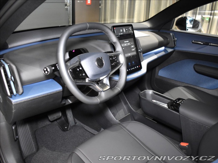 Volvo EX30 Ultra  Twin motor perfor. 2026