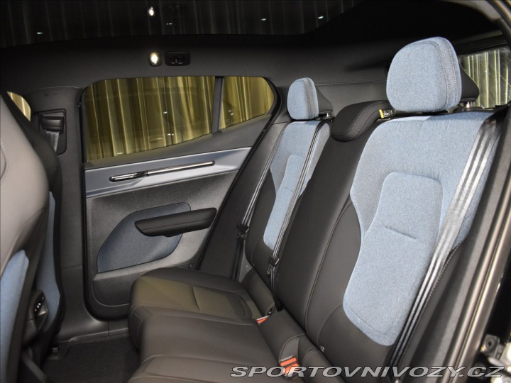 Volvo EX30 Ultra  Twin motor perfor. 2026