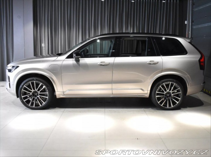Volvo Ostatní modely XC90 2,0 T8 Ultra Dark 2026