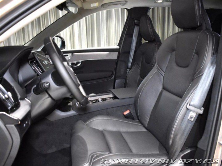 Volvo Ostatní modely XC90 2,0 T8 Ultra Dark 2026