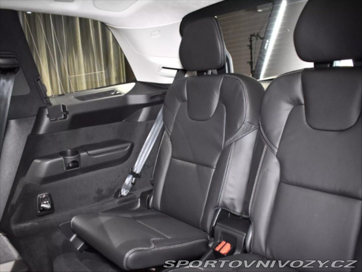 Volvo Ostatní modely XC90 2,0 T8 Ultra Dark 2026