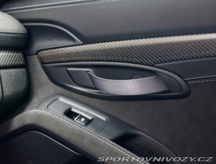 Porsche Cayman 718  GT4 RS PDK 2025