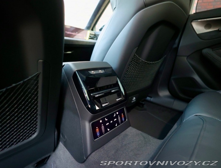 Audi A6 Avant e-hybrid Quattro C 2025