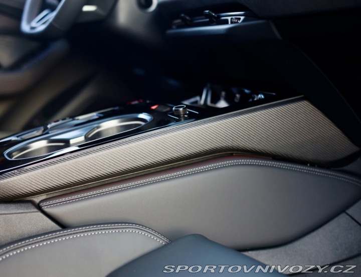 Audi A6 Avant e-hybrid Quattro C 2025