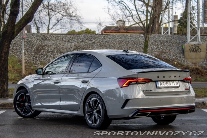 Škoda Octavia RS RS 2.0 TDI DSG / AJ NA S 2021