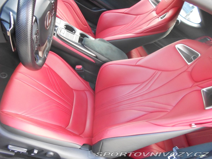 Lexus RC RC-F 5,0 V8 komplet hist. 2017