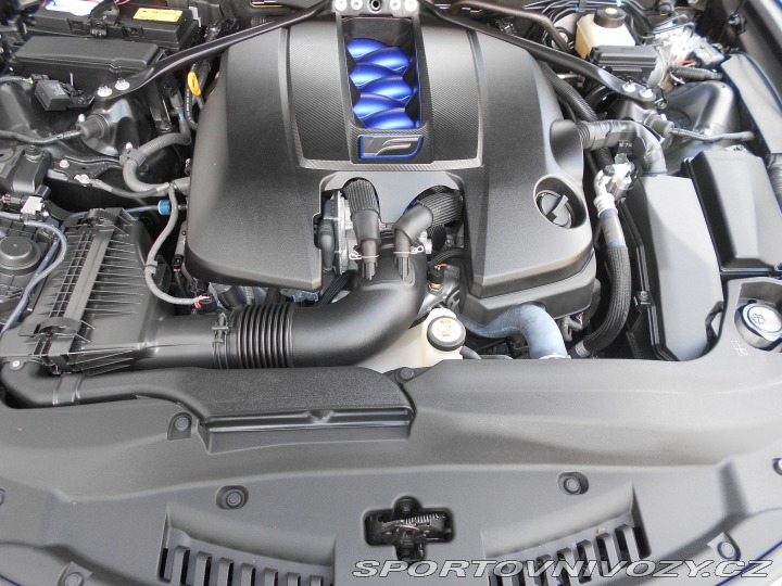 Lexus RC RC-F 5,0 V8 komplet hist. 2017