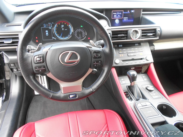 Lexus RC RC-F 5,0 V8 komplet hist. 2017