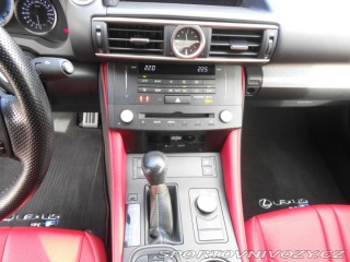 Lexus RC RC-F 5,0 V8 komplet hist. 2017