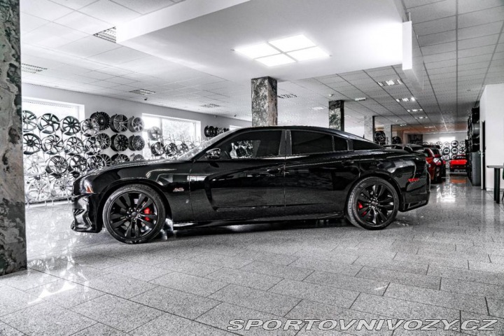 Dodge Charger SRT8 2012