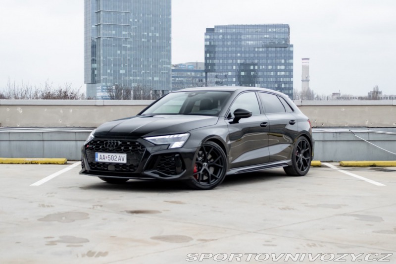 Audi RS3 / 2.5 TFSI/ quattro/ Mat