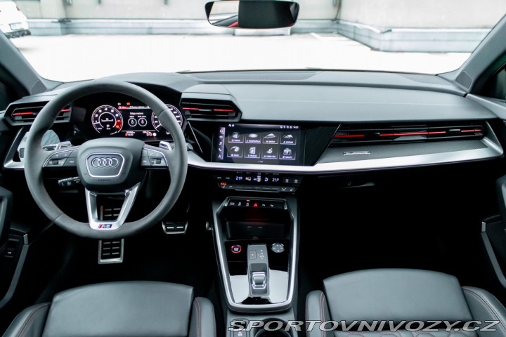 Audi RS3 / 2.5 TFSI/ quattro/ Mat 2024